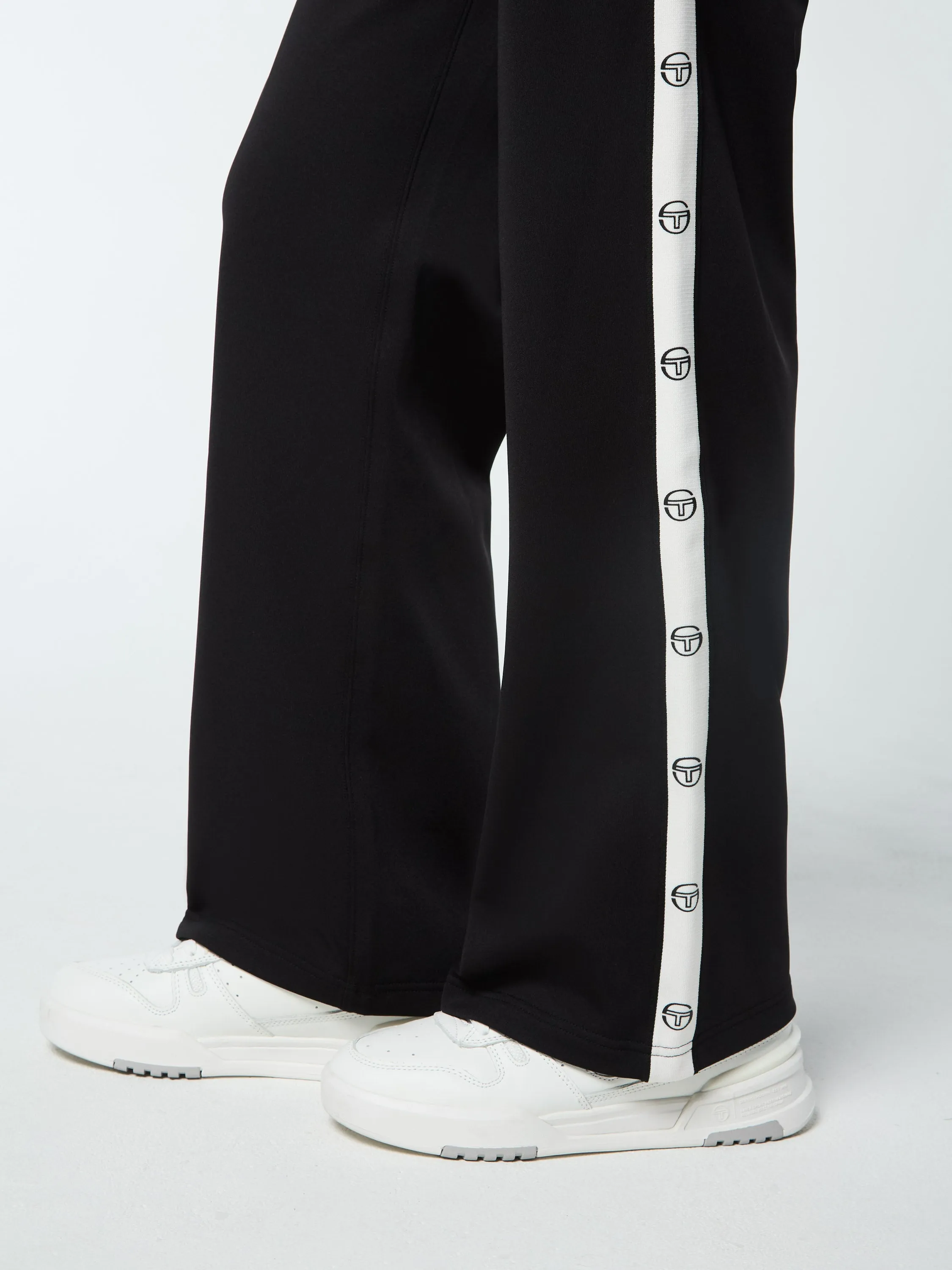 Ardea Straight Leg Track Pant- Black Beauty