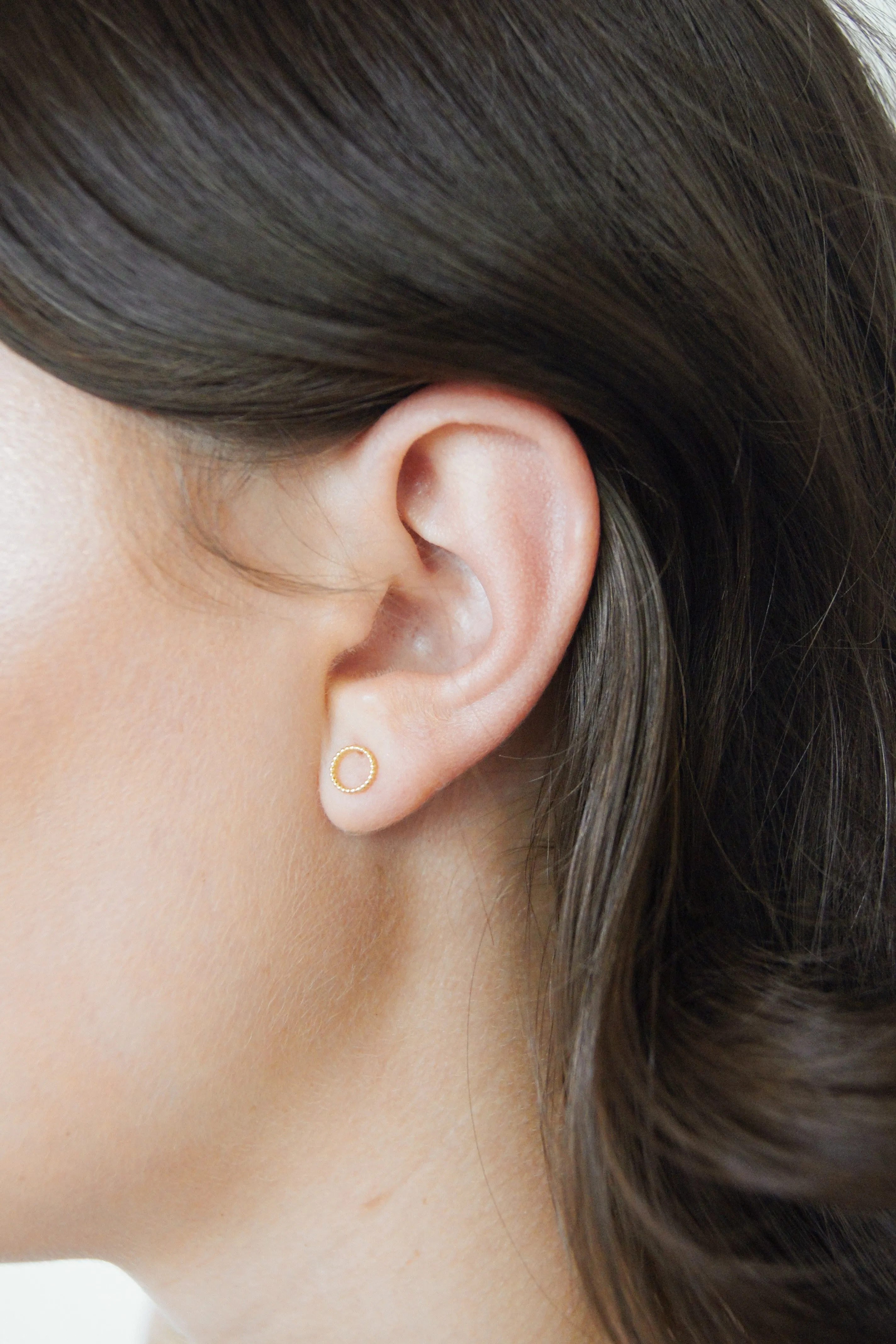 Circle Stud Earrings Gold