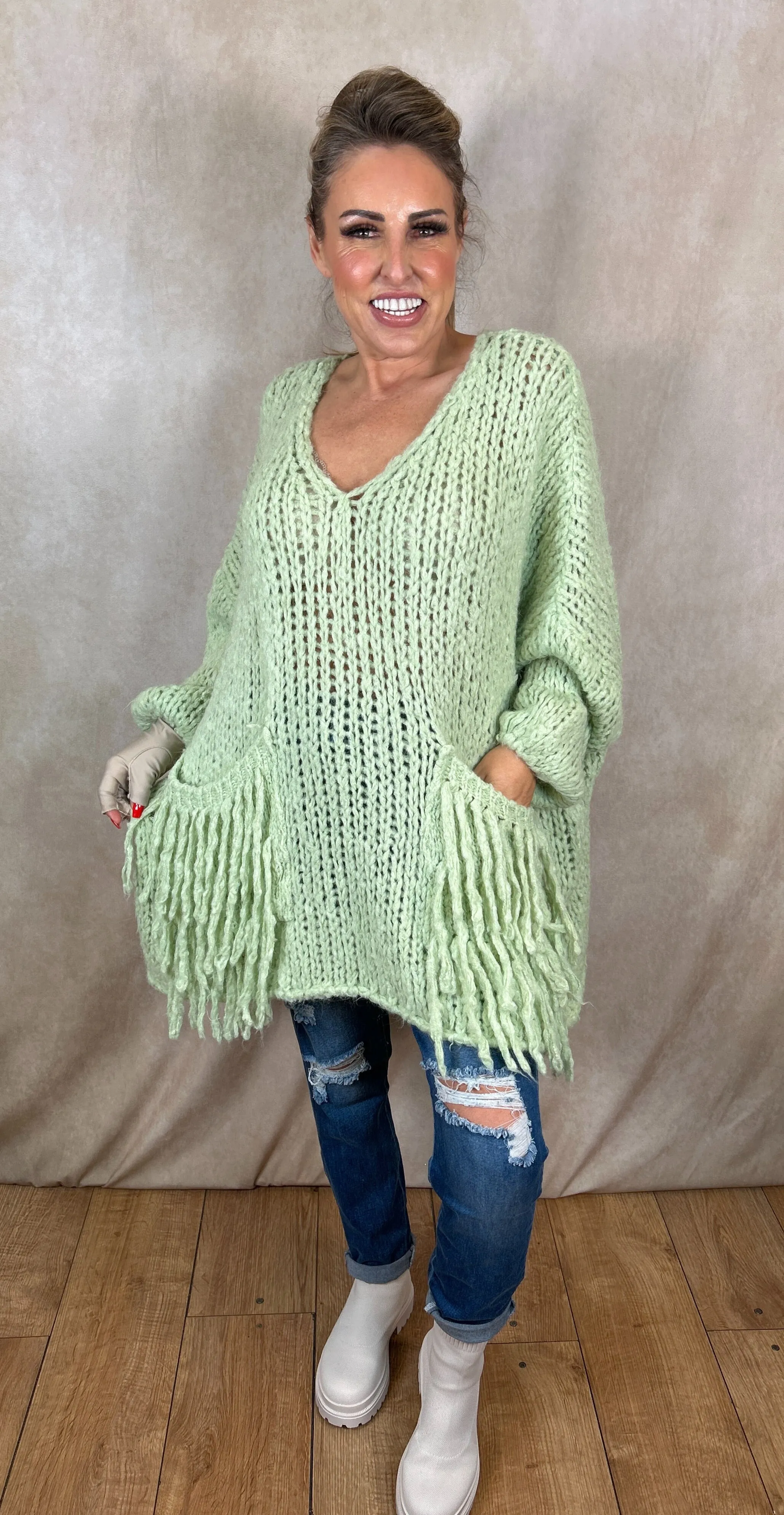 Della Chunky Knit Tassel Pocket Jumper