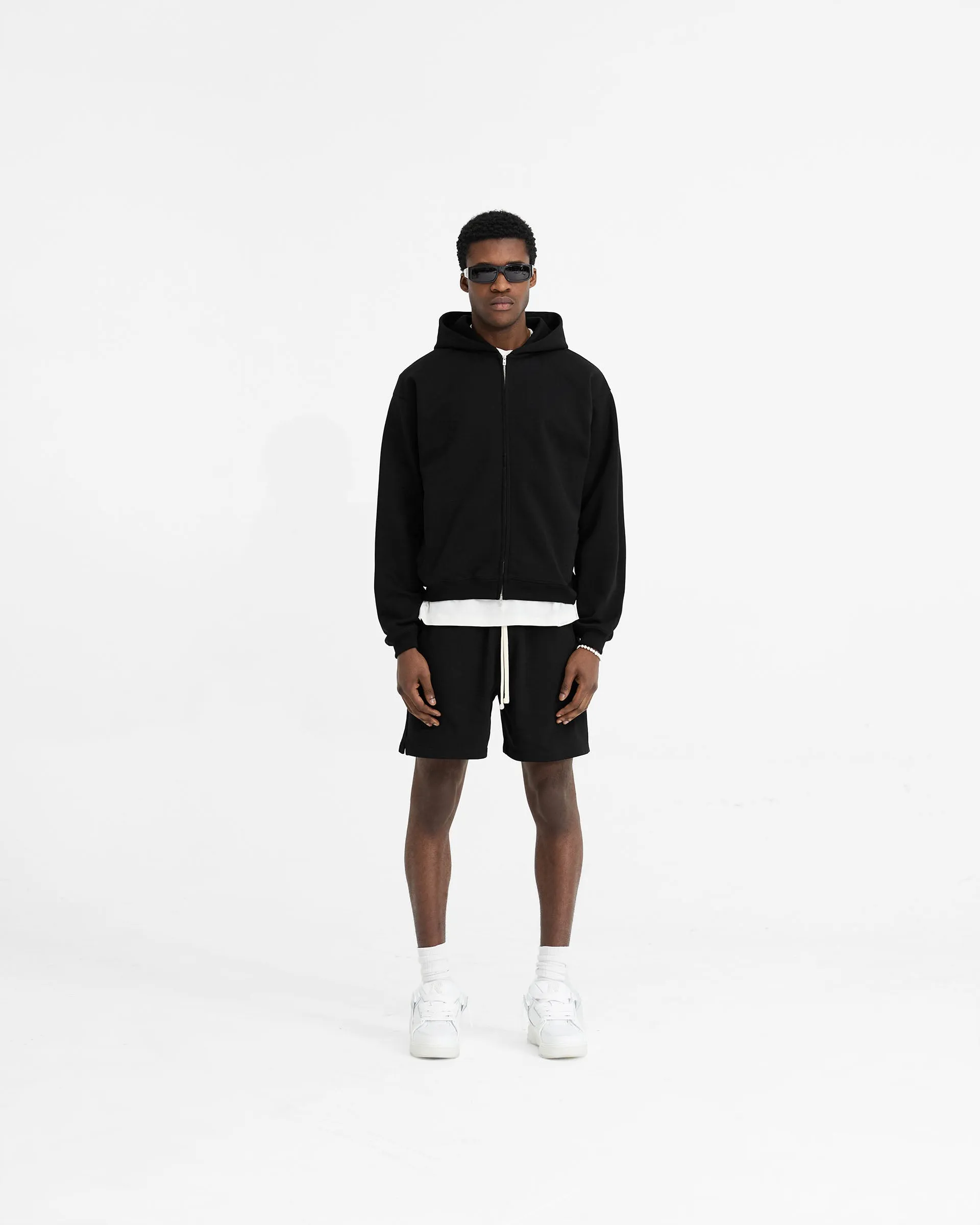 Initial Sweatshorts - Black