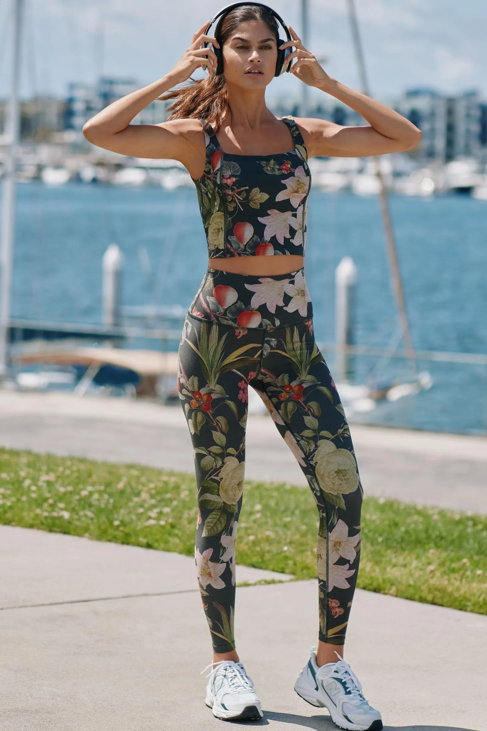 Softmark High Waisted Leggings - Botanical Garden